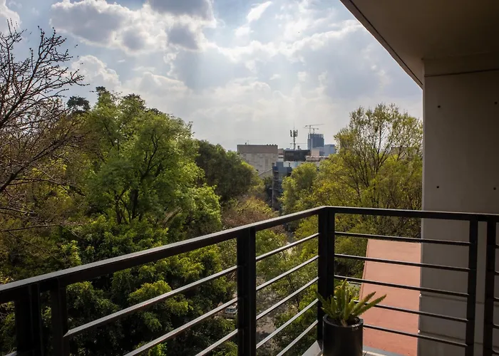 Mr. W Park View Balcony Espana 602